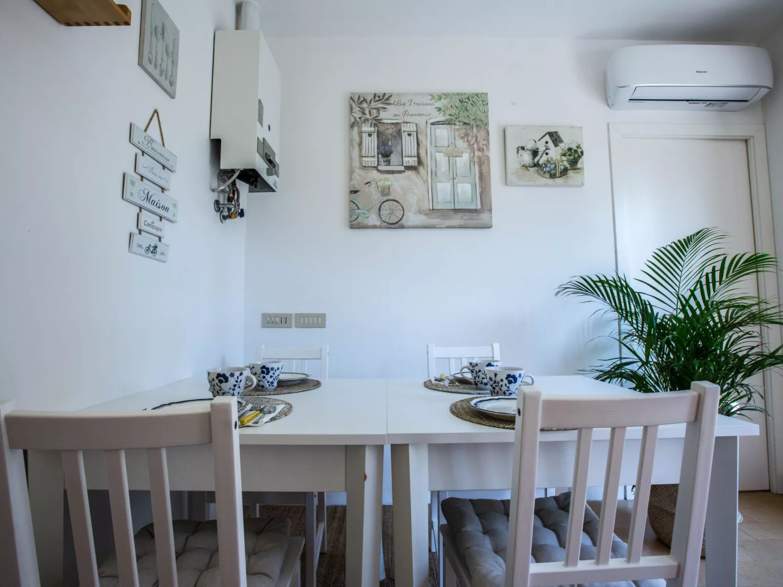 "Haustierfreundliches 'Cottage Glicini' mit Pool und Aussicht-Dedans