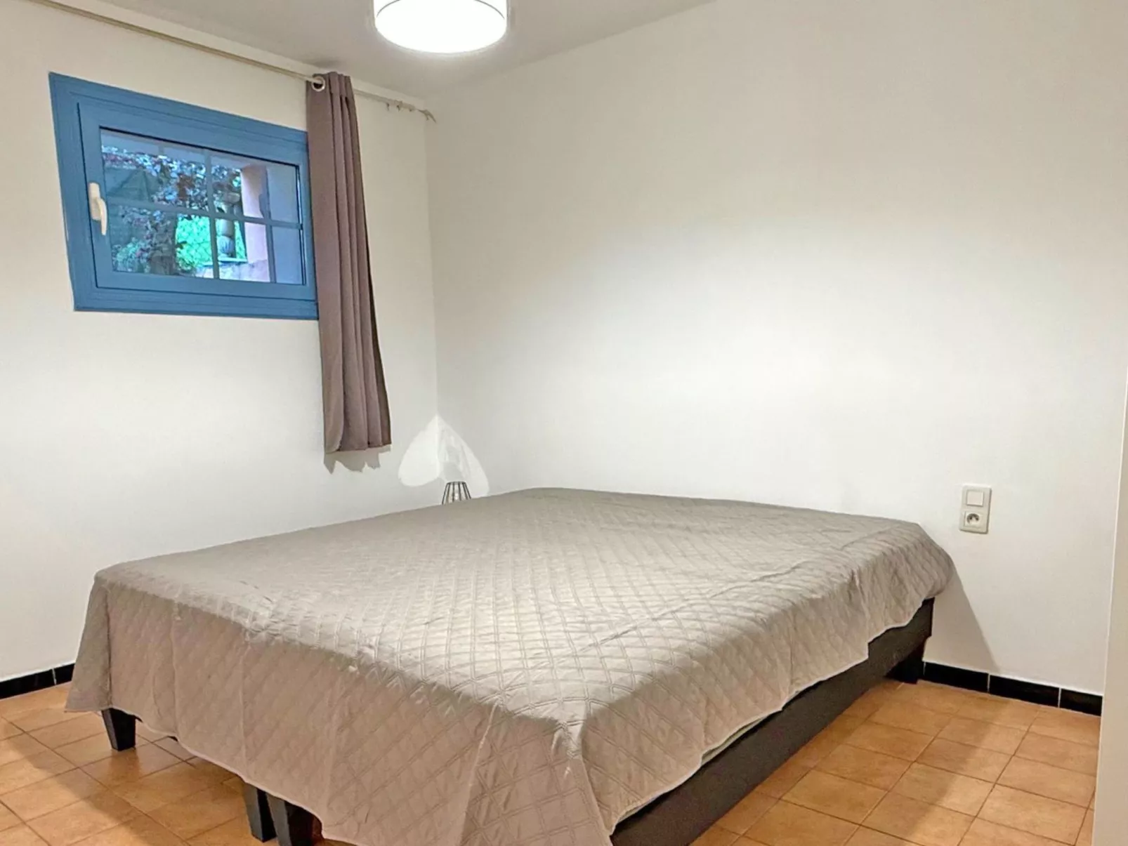 Appt T3 - Jardin - Piscine Privée - Ste Maxime - Drinnen