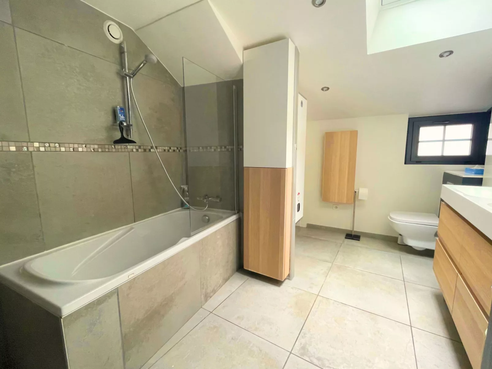 "Town House" im Herzen des historischen Zentrums-Dedans