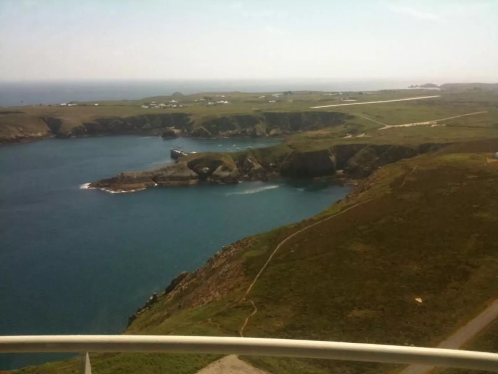 Ebenerdiges Haus am Meer-Draußen
