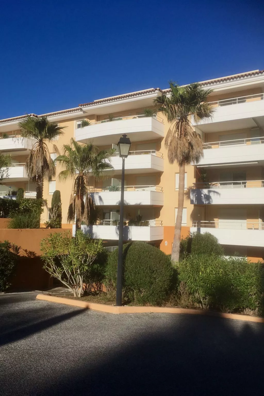 Wohnung mit Terrasse-Dehors