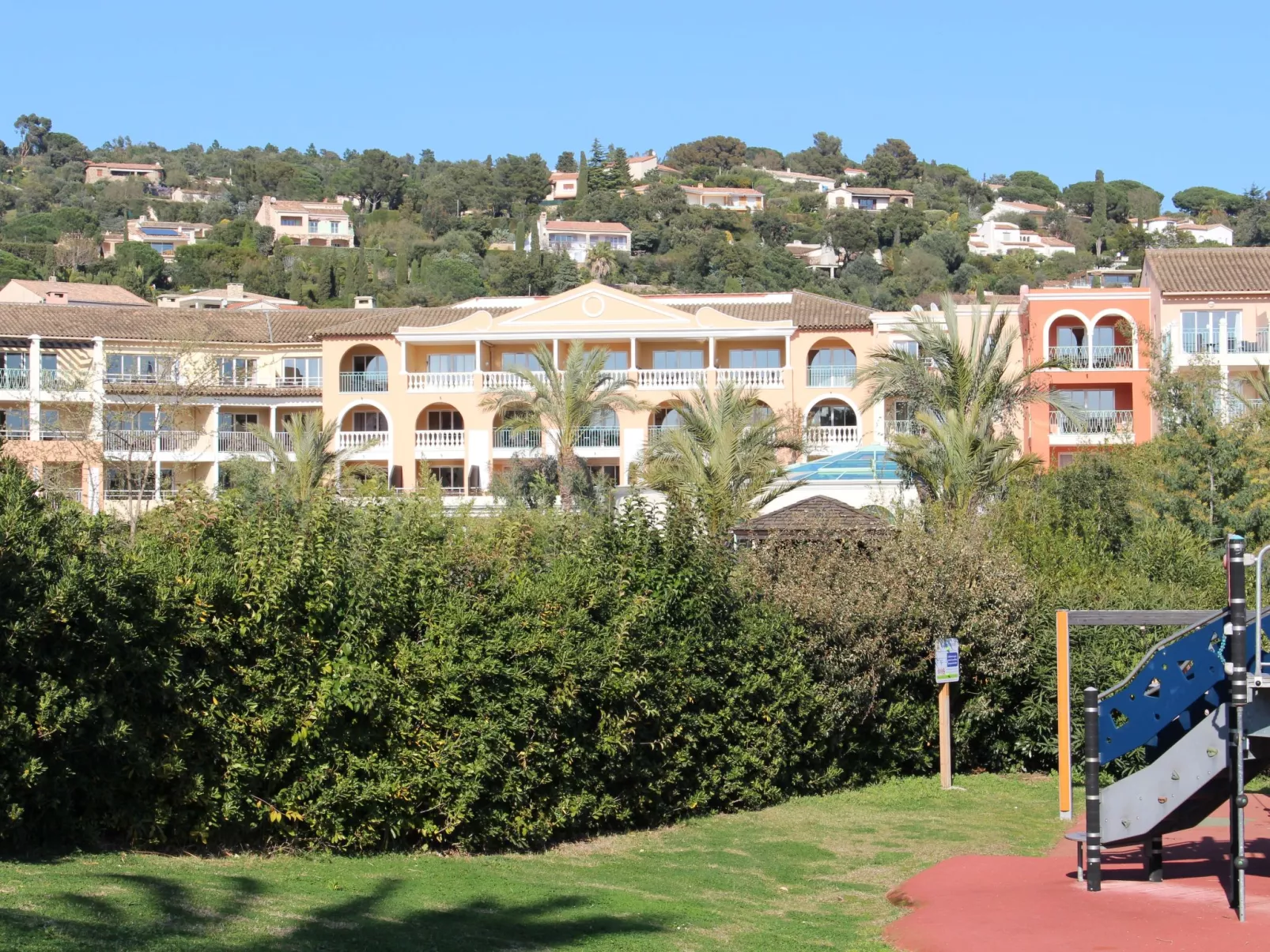 Französische Riviera - Les Issambres T2 für 4 Personen am Meer-Outside