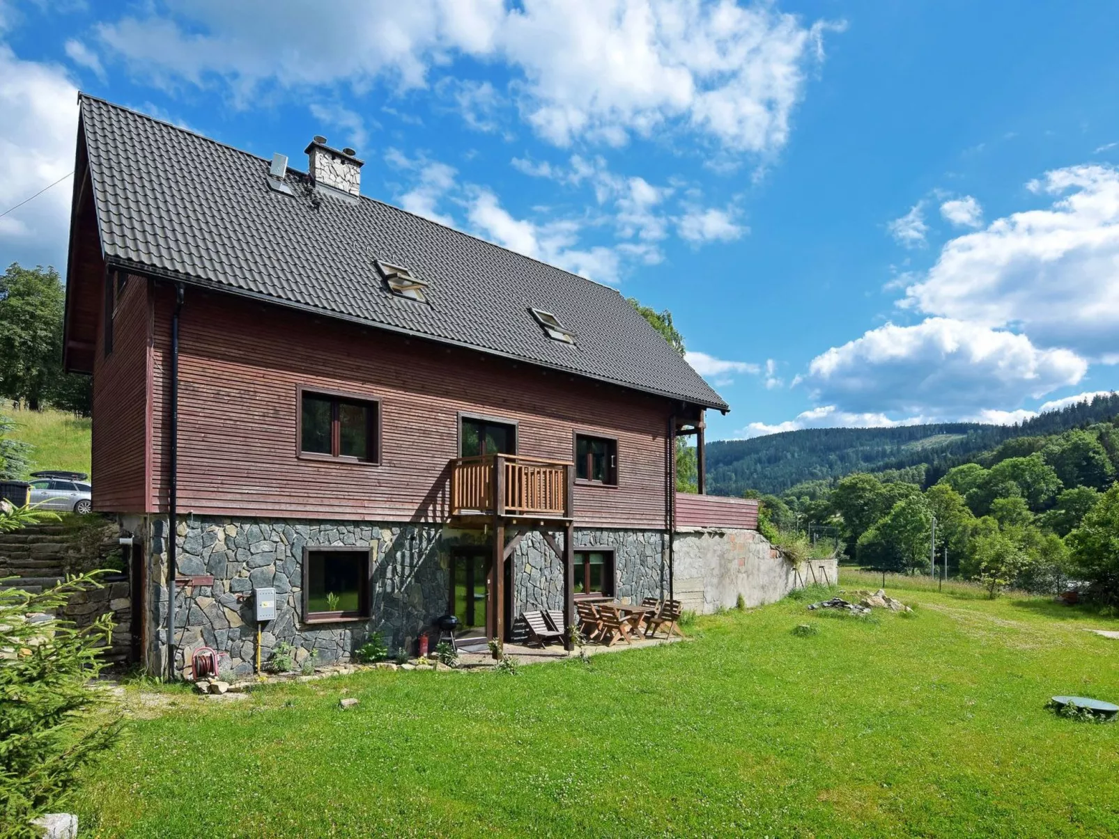 "Gartenwohnung"-Outside