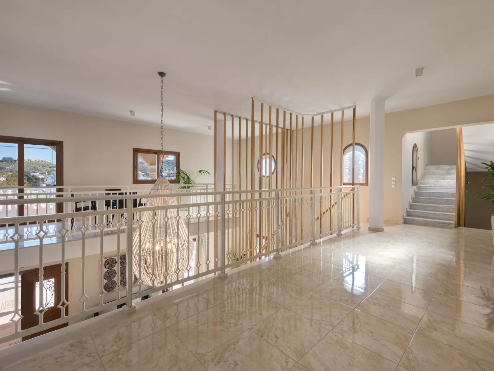 Geräumige Villa Evelyn für 10 Personen mit Pool-Outside