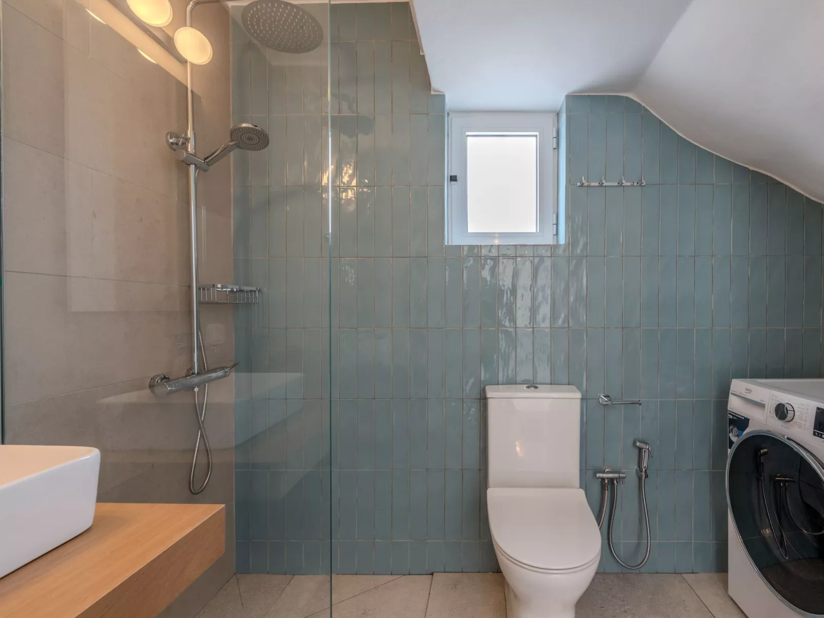 "Villa Chryssa" direkt am Strand-Dedans