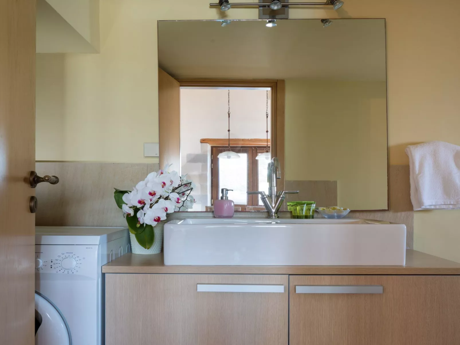 "Villa Aladanos" mit privatem Pool-Inside