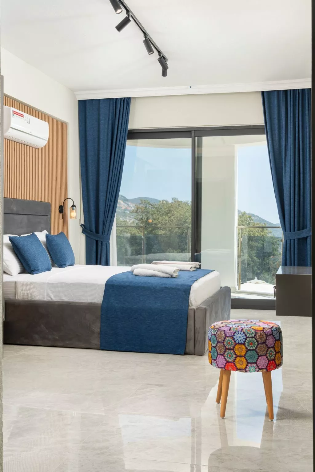 Ferienvilla "Ekinoks" mit Blick auf das Wasser-Image-tags.info