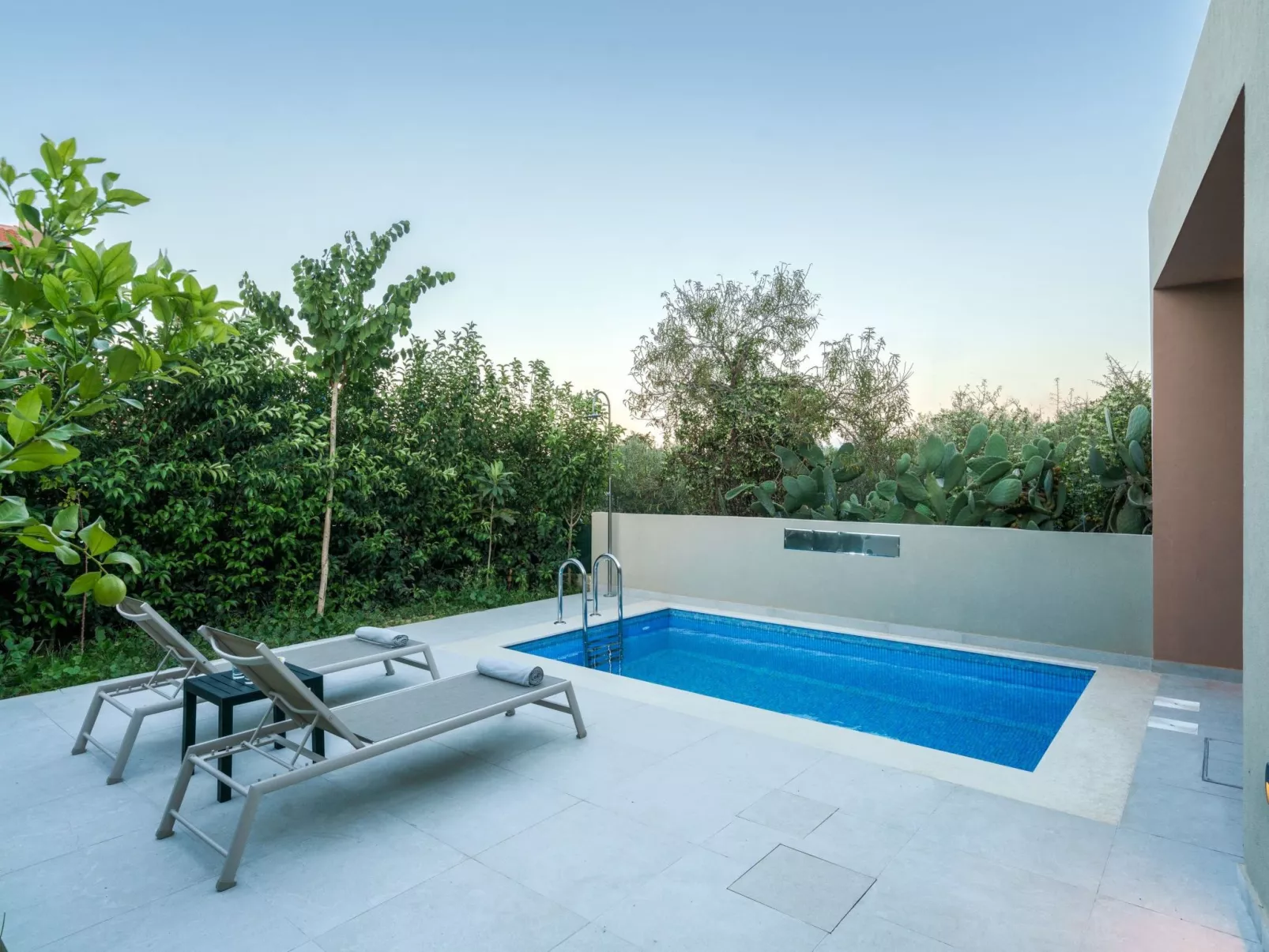 Villa Anthos - Luxuriöse 1-BDR Villa, ''Beheizter'' Pool-Image-tags.info