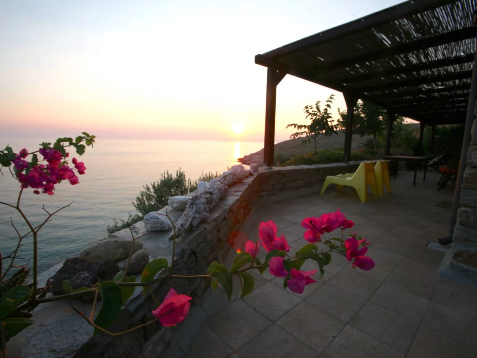 Luxuriöse, ruhige Wohnung direkt am Meer - Privatstrand-Outside