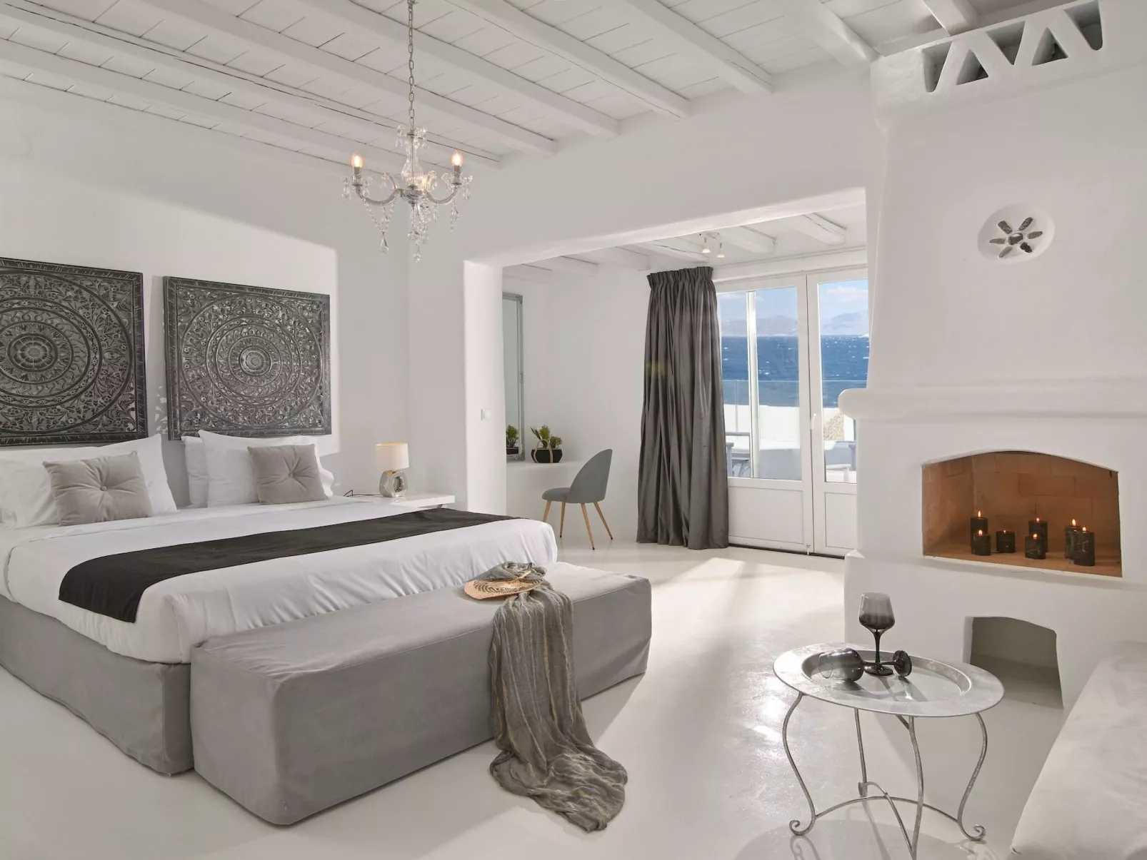 "Versteckte Perle am Meer mit Pool und HotTub"-Dedans