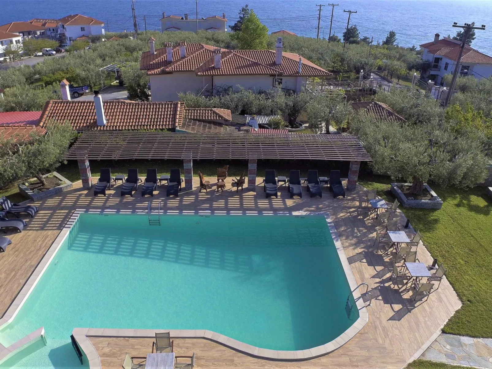 Elegantes Apartment im Erdgeschoss mit Gartenblick-Drinnen