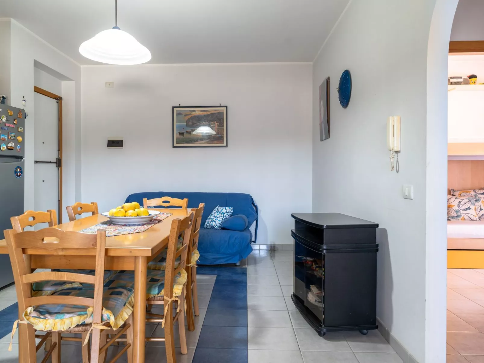 Saras Terrasse-Inside