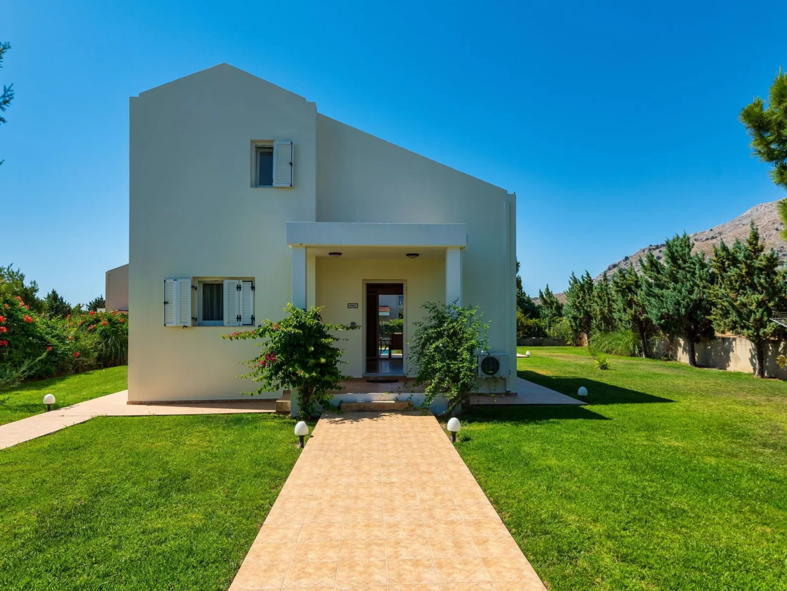 Ferienvilla Athena Classico mit Pool-Dehors