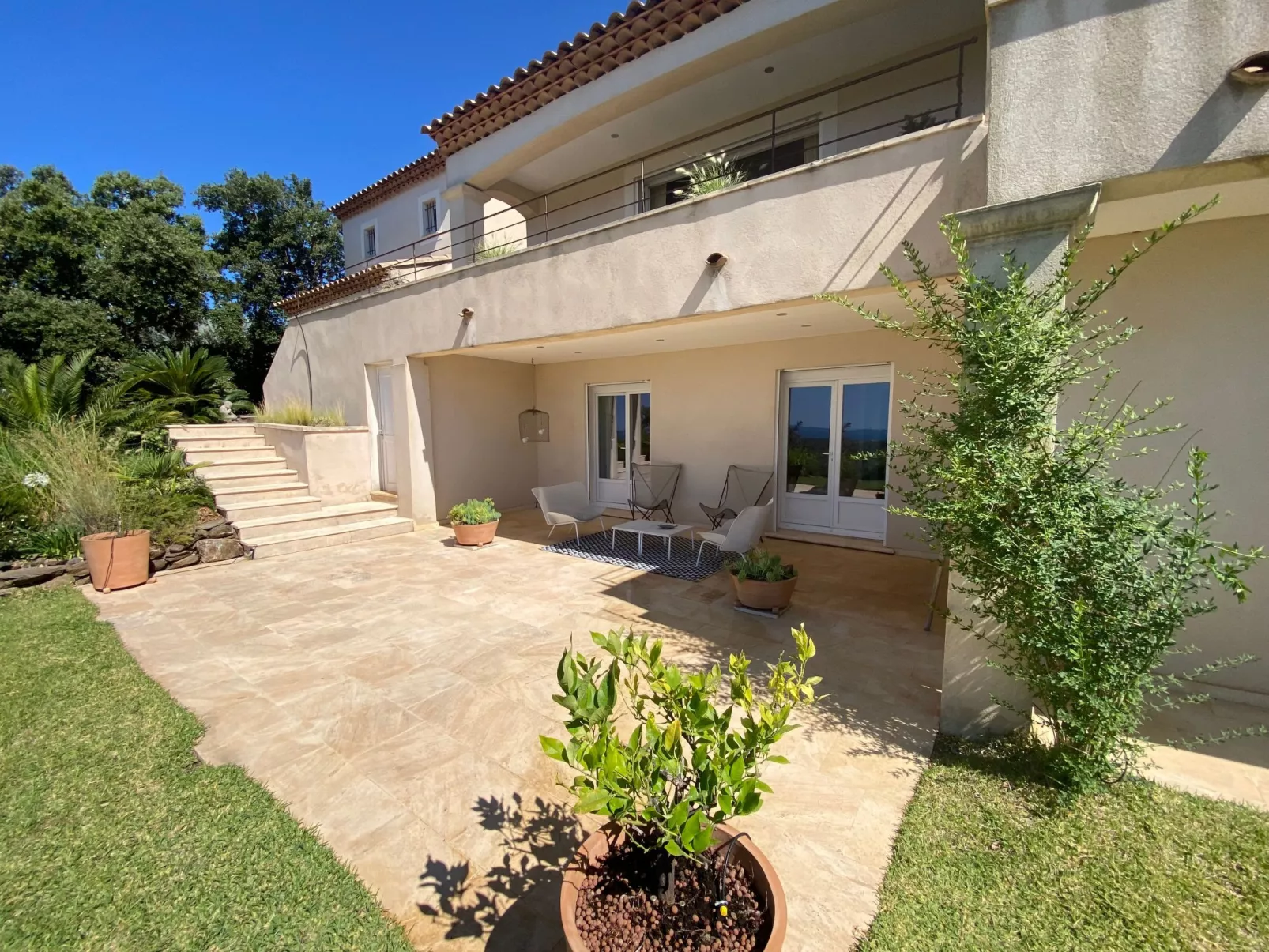 Ferienvilla mit Pool Infinity-Outside