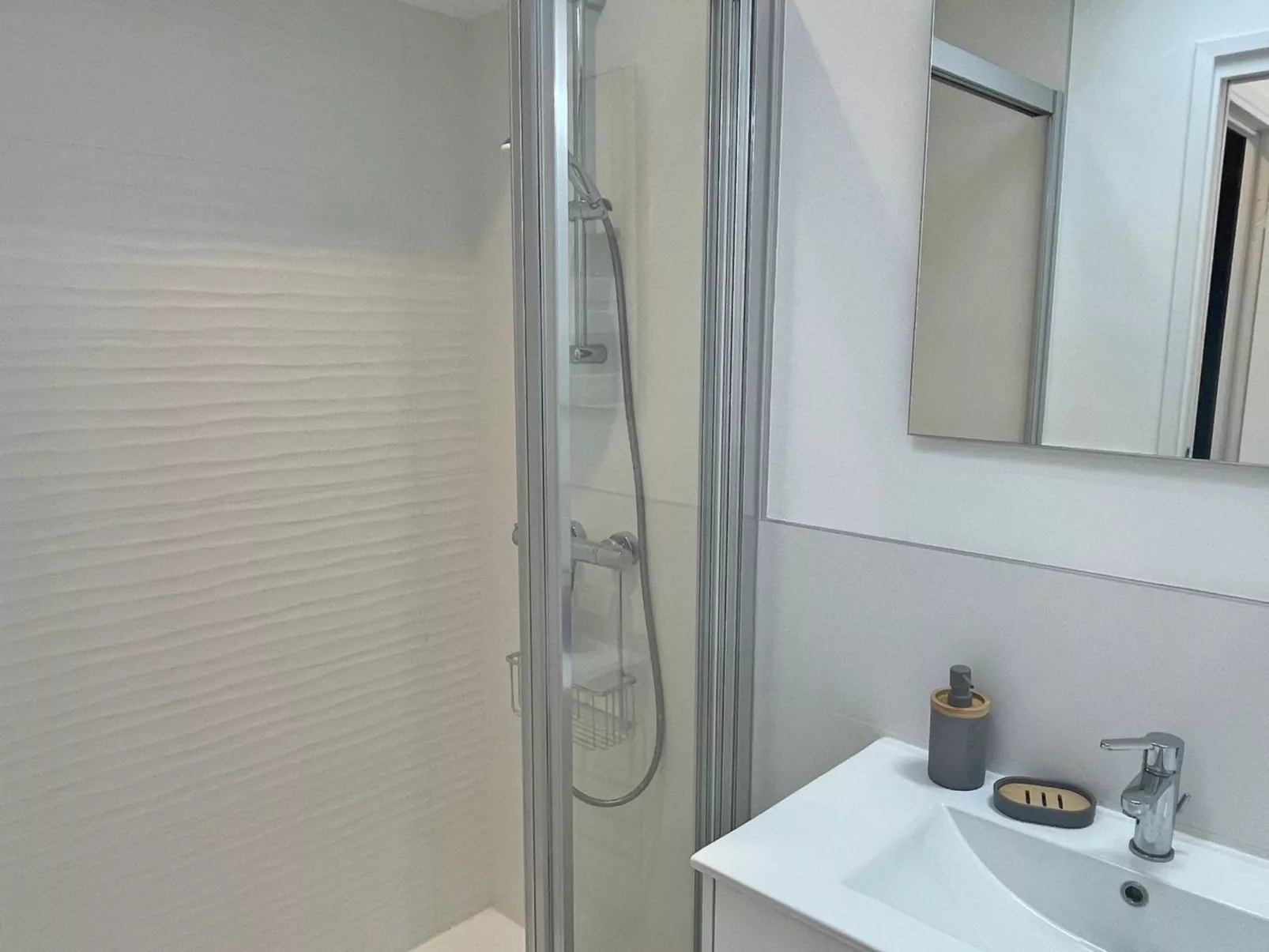 In Strandnähe-Drinnen