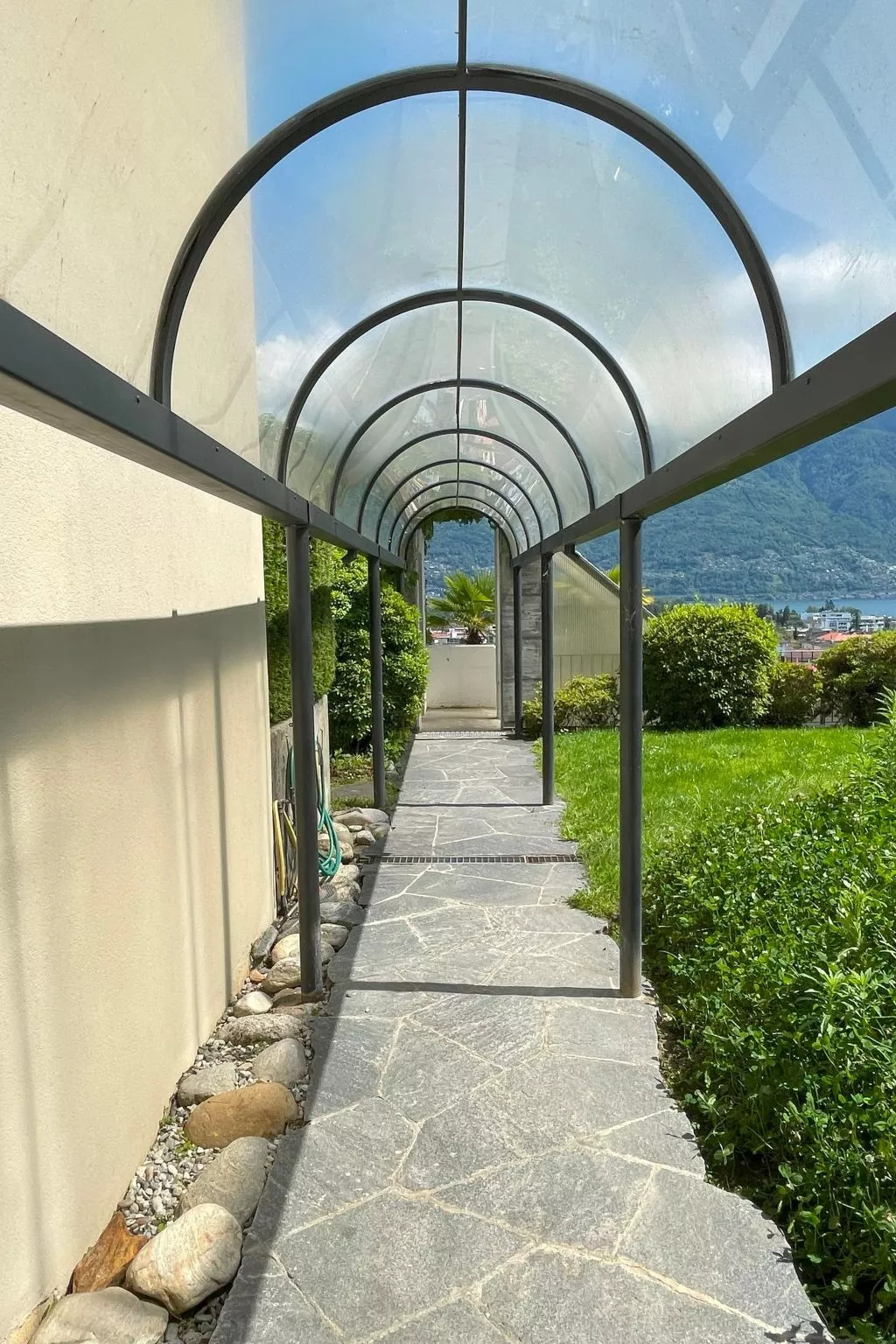 Villa Zurigo-Image-tags.info