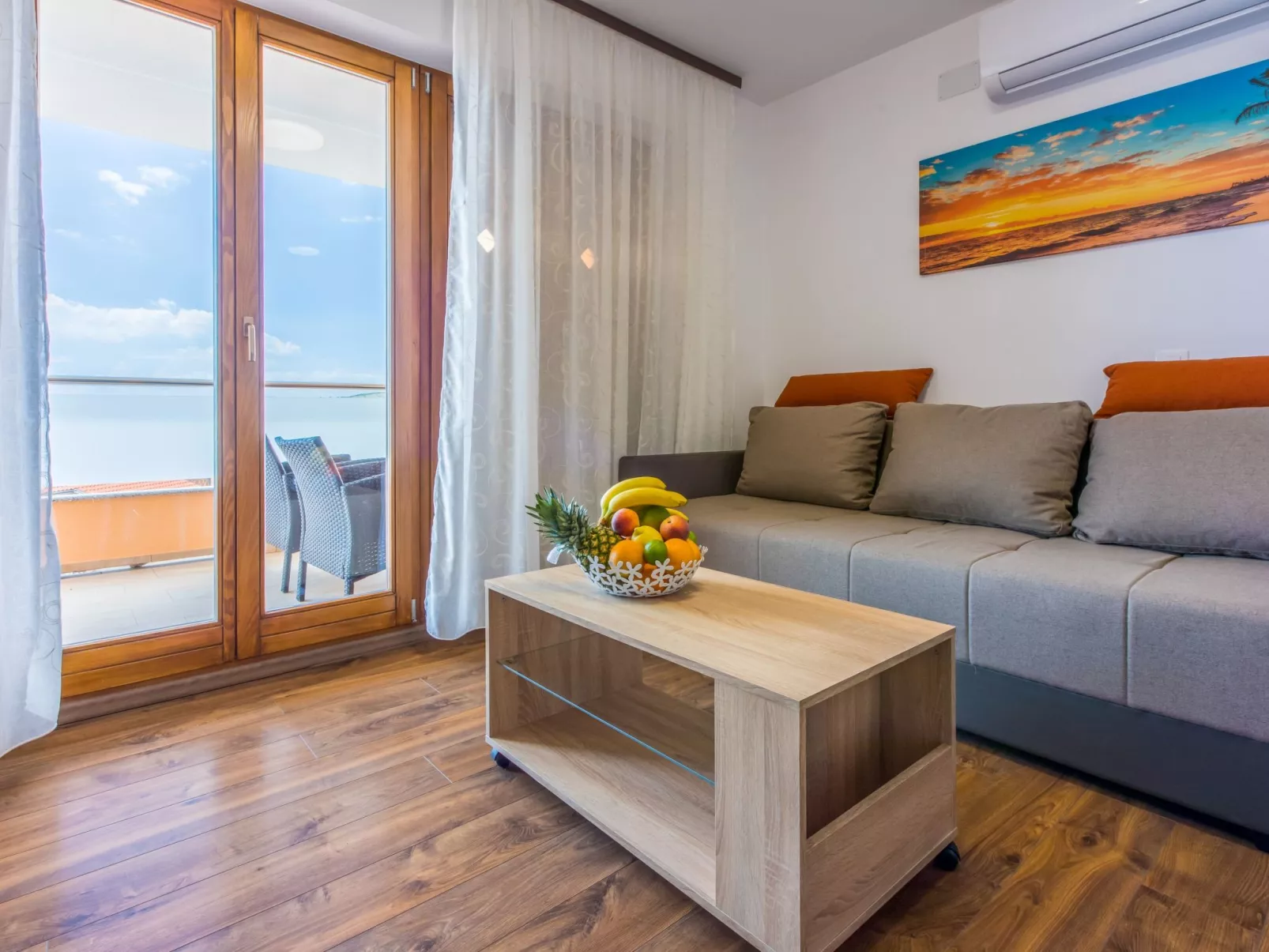 Wohnung in Novi Vinodolski mit Eigenem Balkon-Dedans