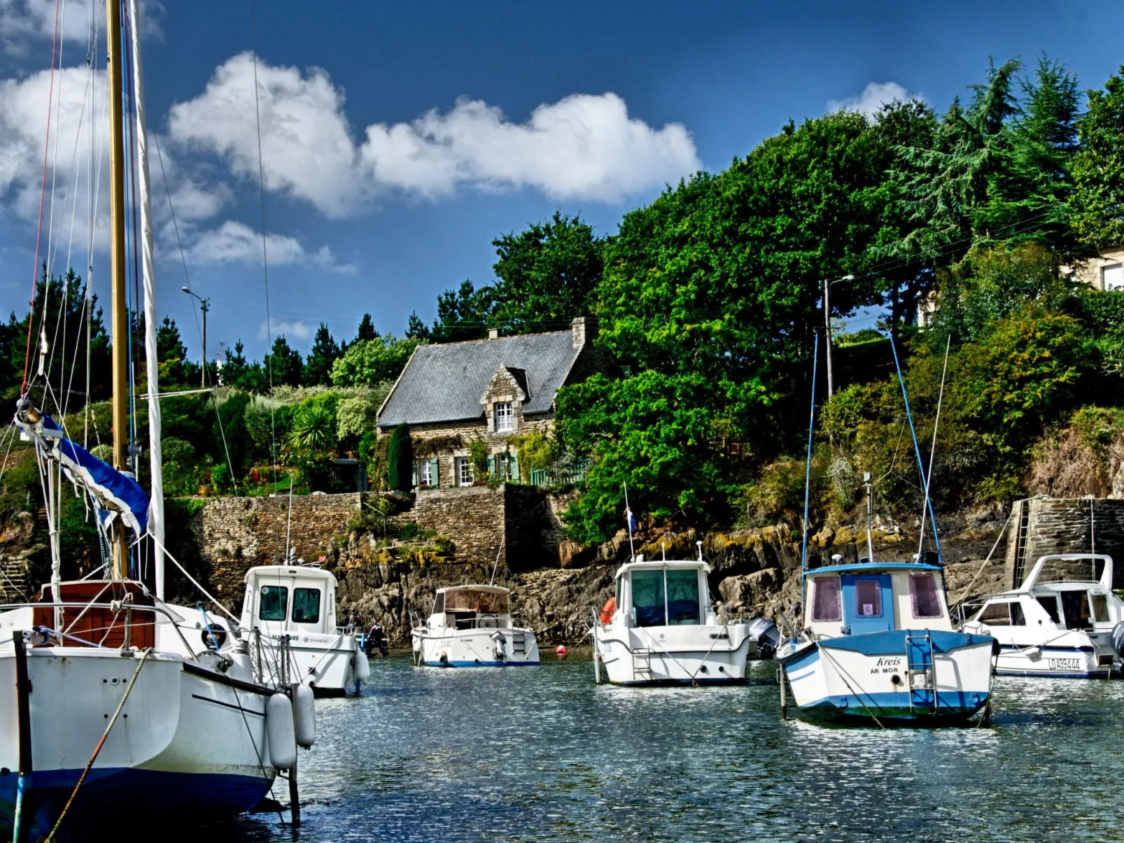 Domäne mit eigenem Garten und Grill-Dehors