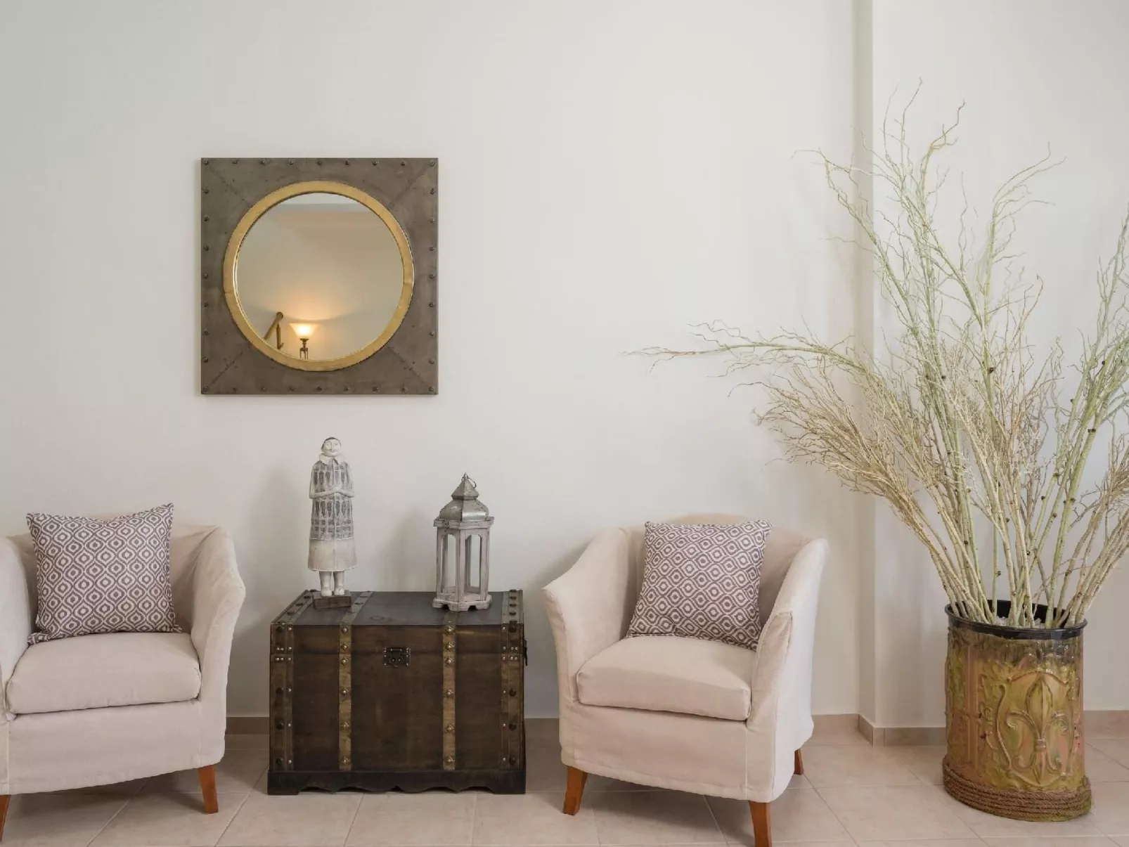 Wunderschöne Villa mit Seeblick und Pool in der Nähe von Restaurants-Image-tags.info