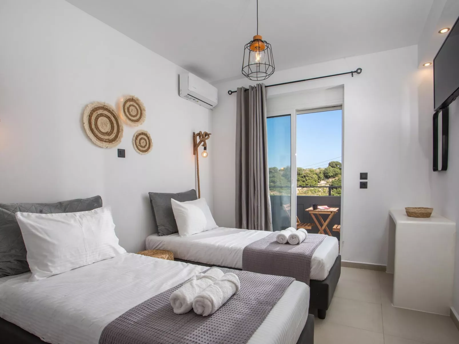 Armonikon Pool Villa 2-Dedans