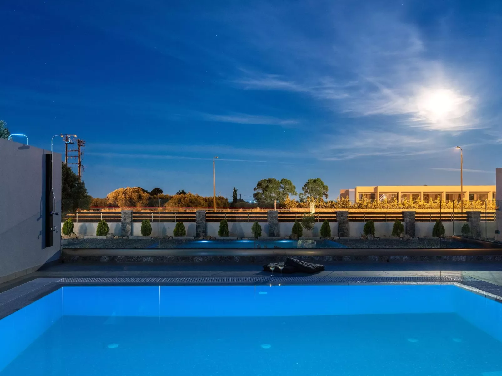 Schöne Feriensuite Eleni-Dehors