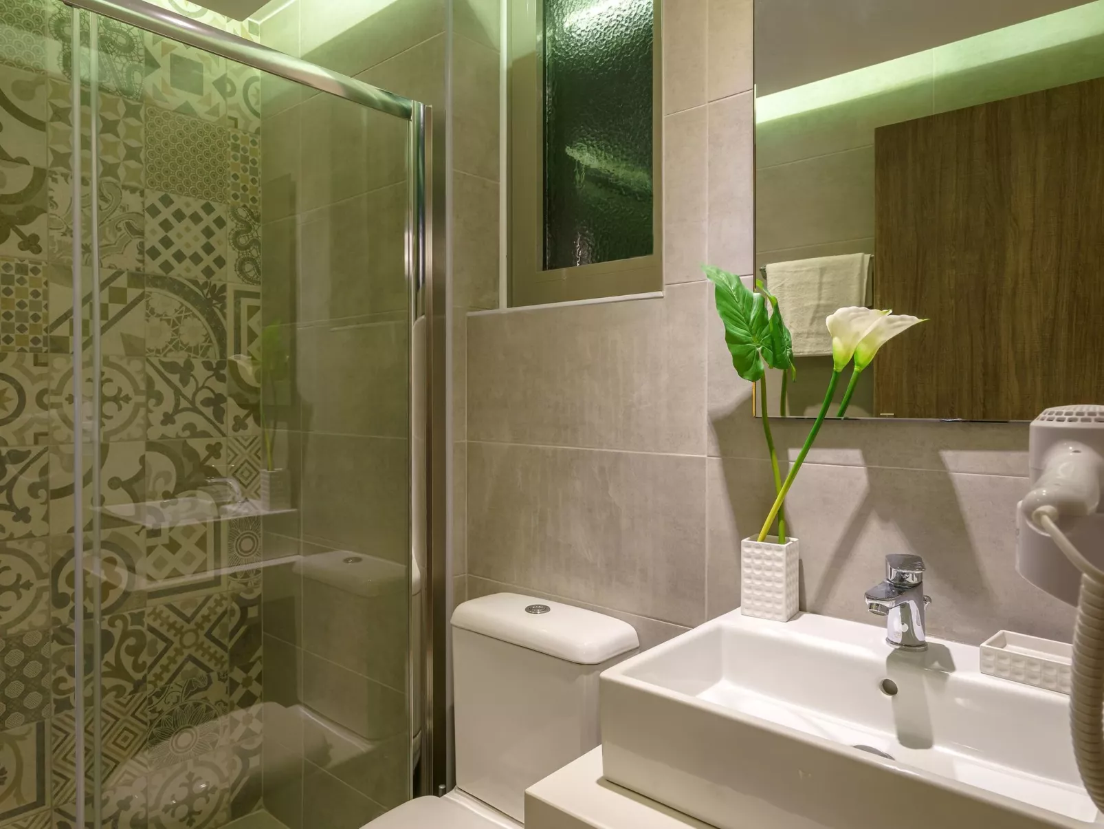 Beachfront Villa 30m zu den Annehmlichkeiten und BBQ Bereich-Inside