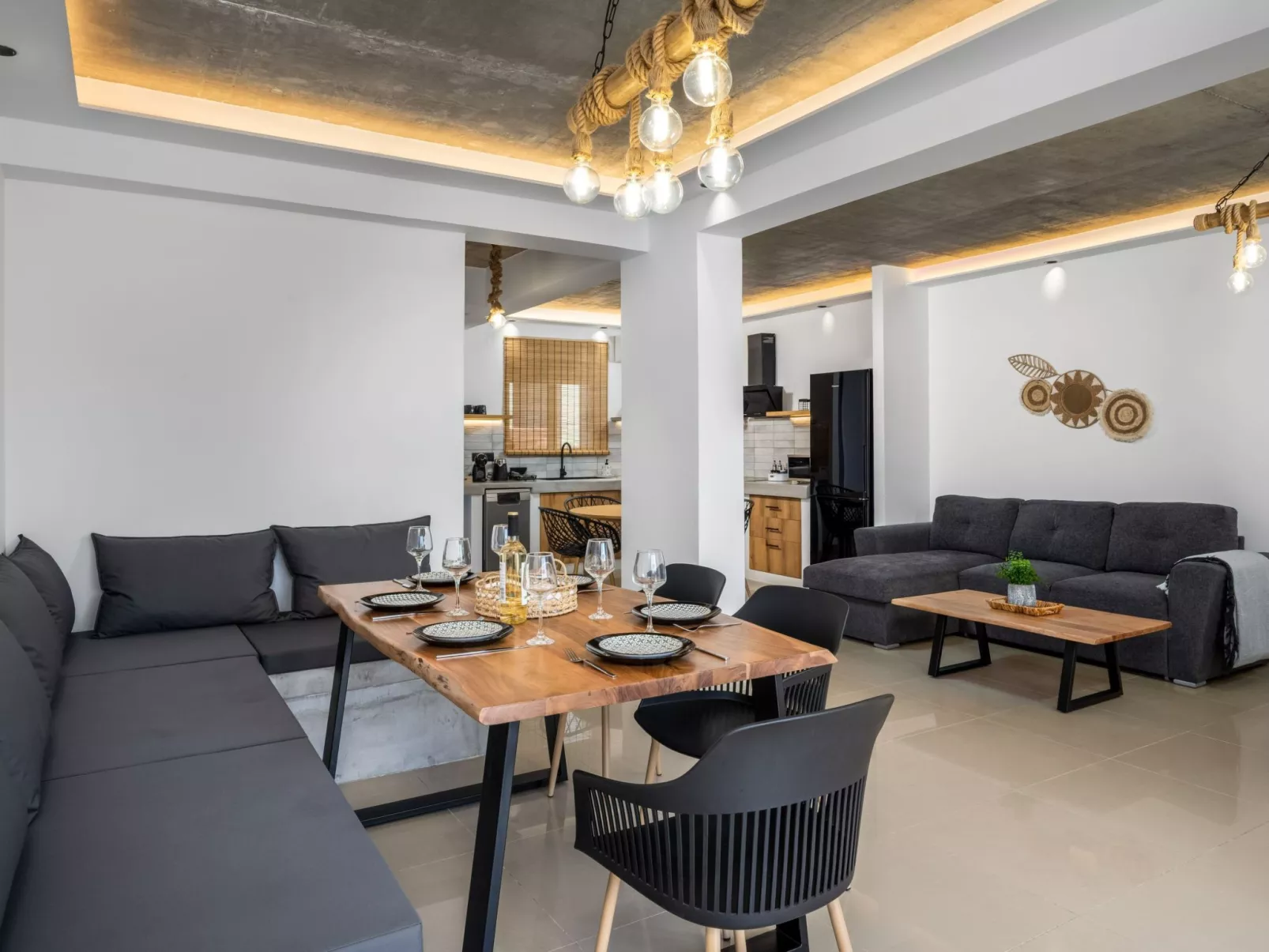 Armonikon Pool Villa 3-Dedans