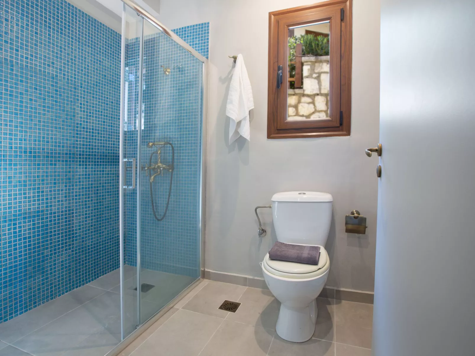 Artemis-Villa-Dedans