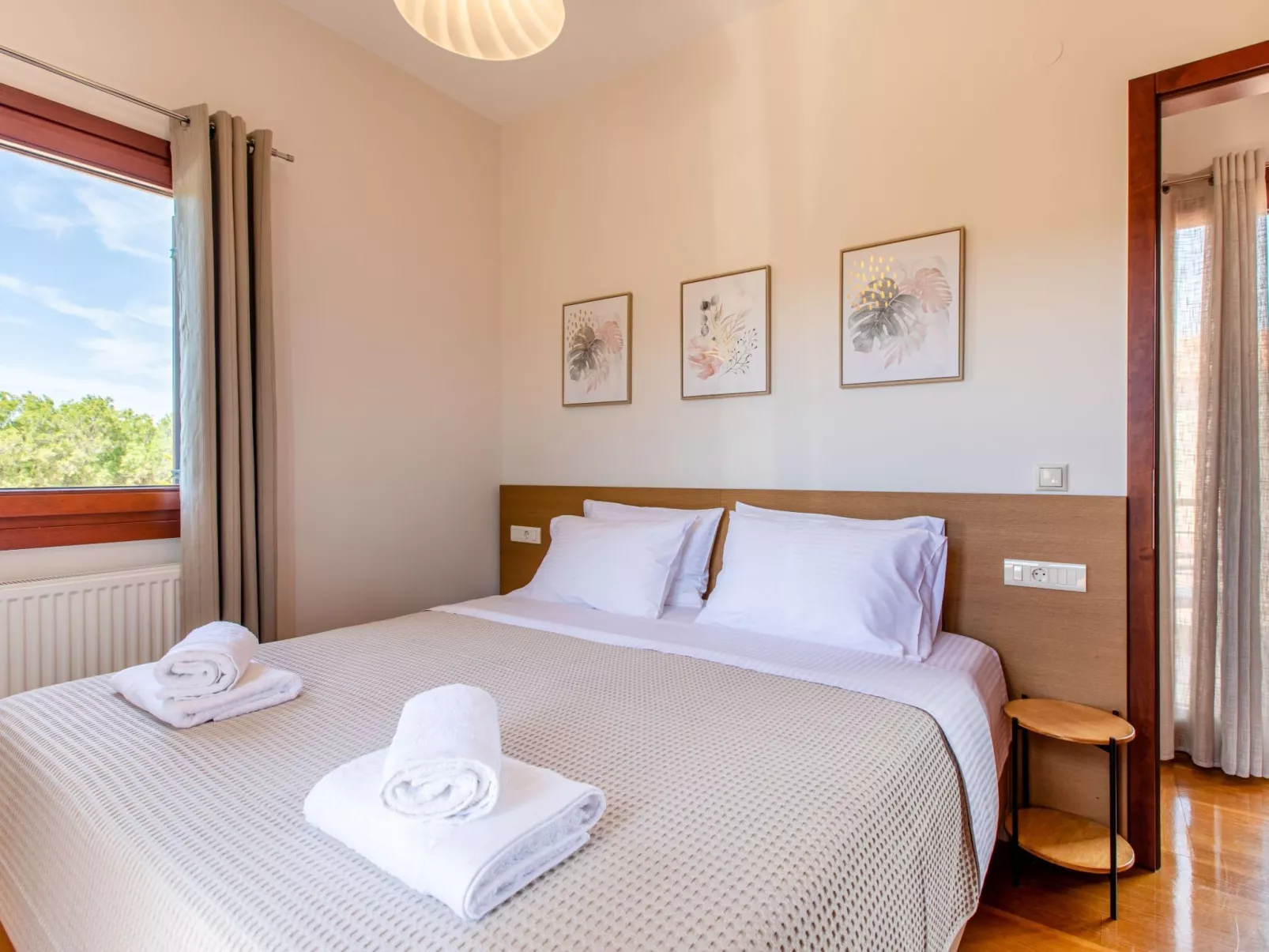 Cold Crest Haus-Inside