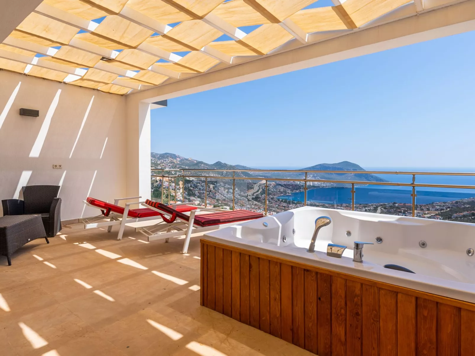 Villa mit Traum-Meerblick für 12 Personen-Draußen