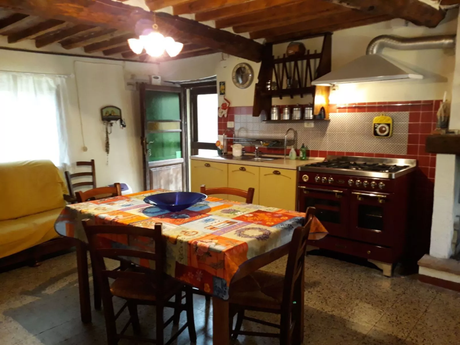 'Graceland' mit Garten und Terrasse-Inside