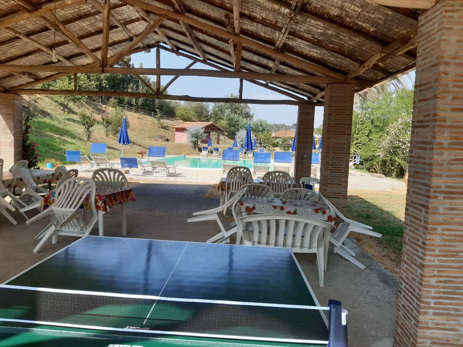 Wohnung 'Rose' mit Terrasse-Draußen