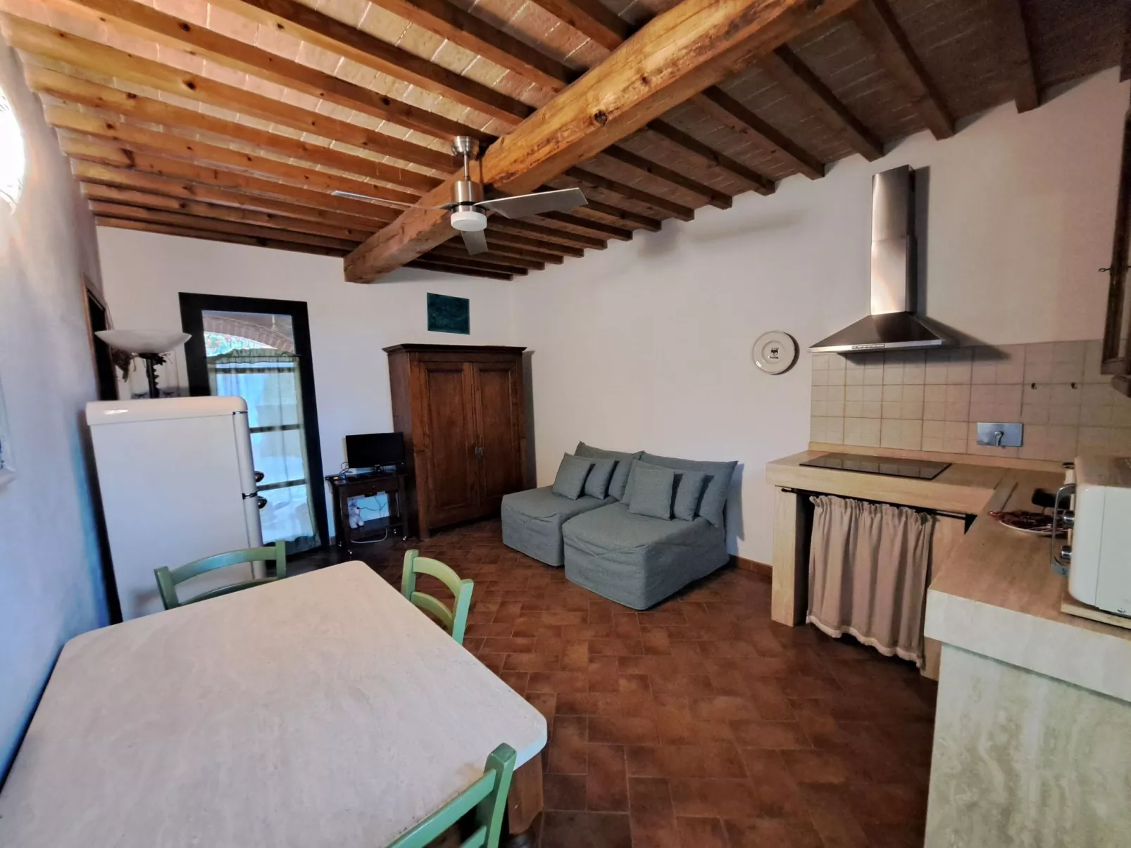 ZWISCHEN DEM LAND UND DEM MEER-Inside