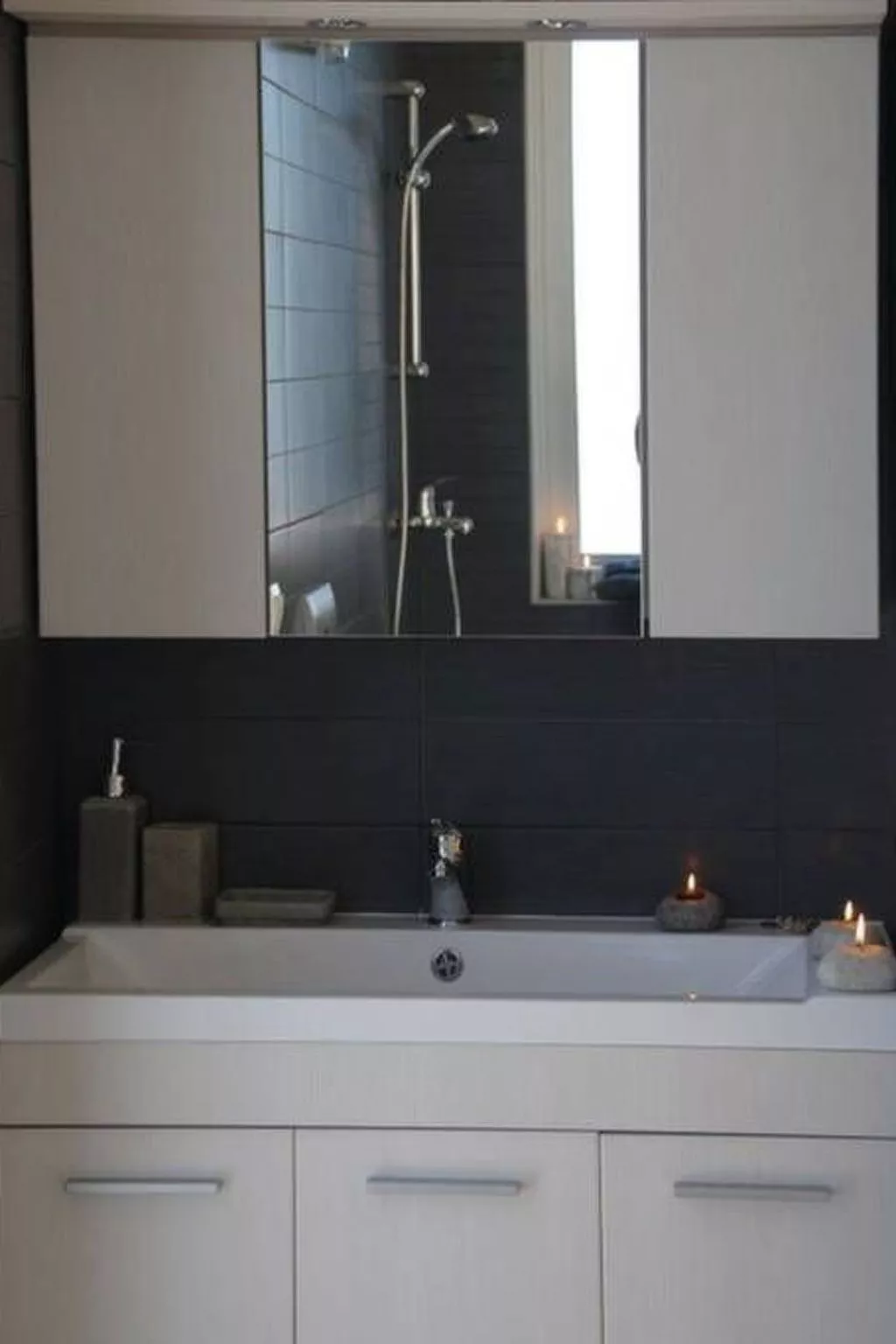 Charmantes Ferienhaus in Archangelos mit großem Balkon-Dedans