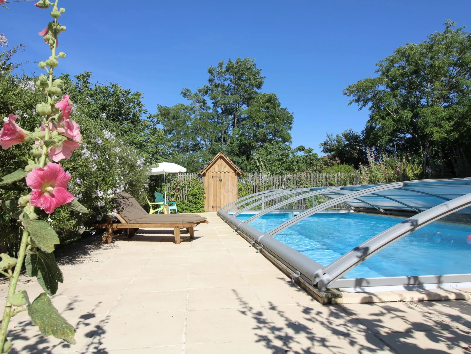 Komfort, Ruhe, privater Pool, EV-Ladestation-Dehors