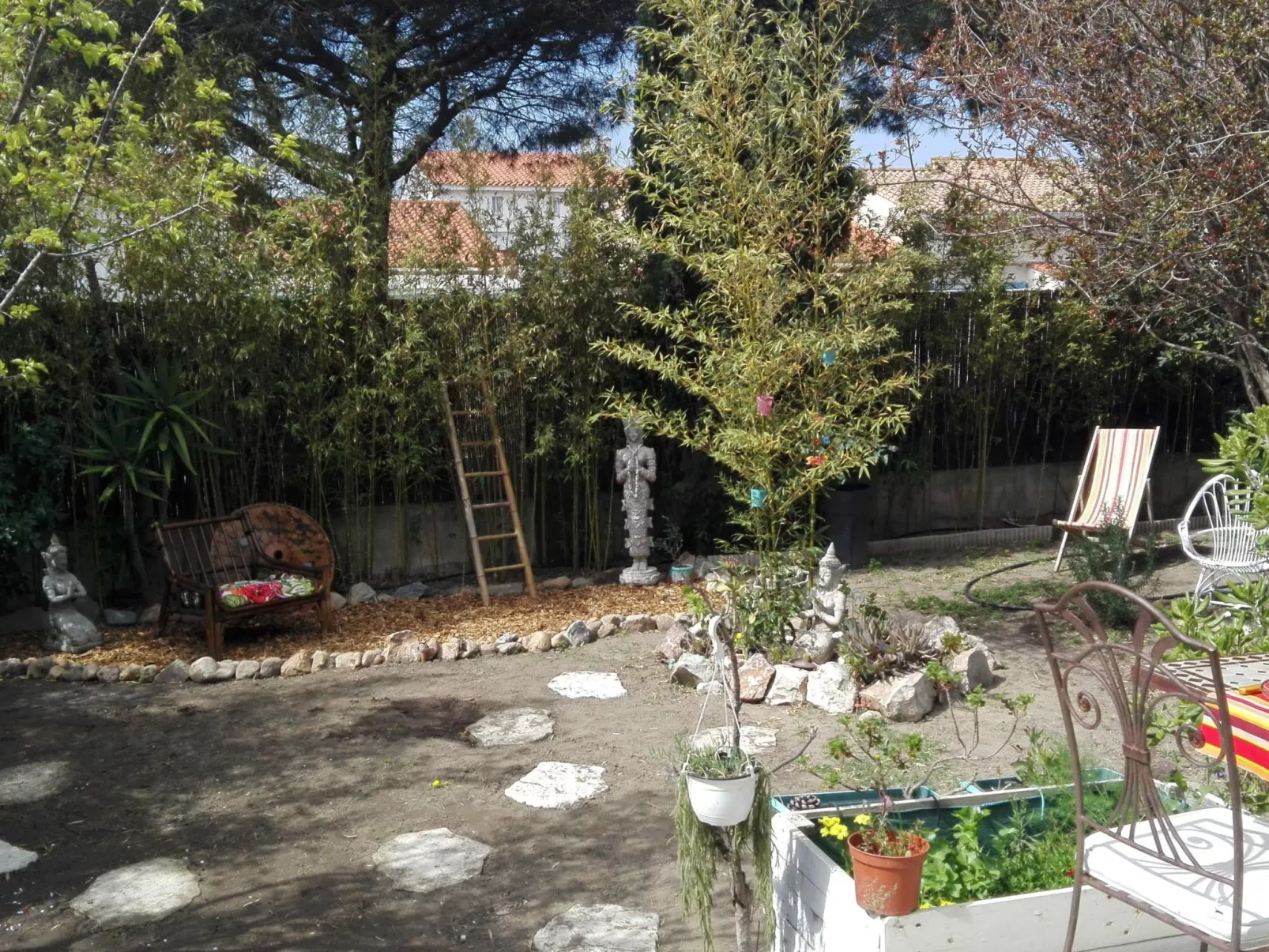 In Méditerranée mit Grill, Garten und Terrasse-Draußen