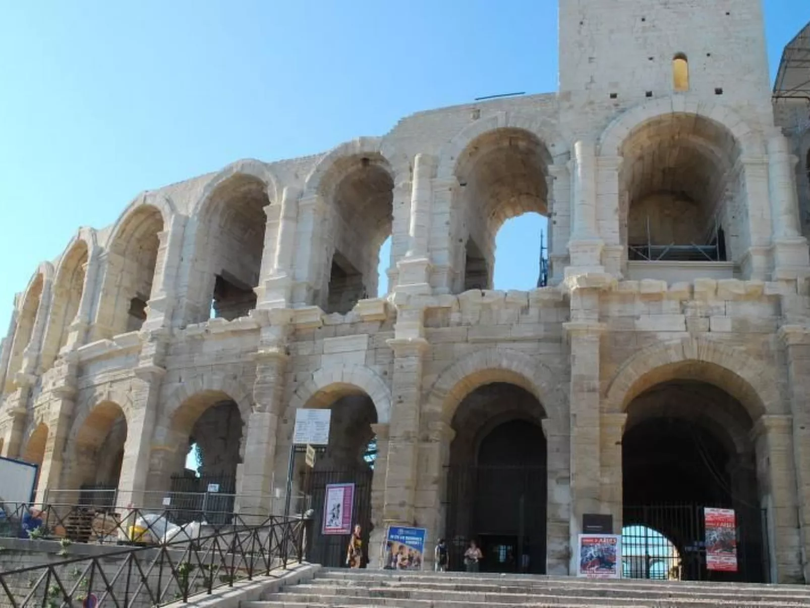 Luma-Haus in Arles-Outside