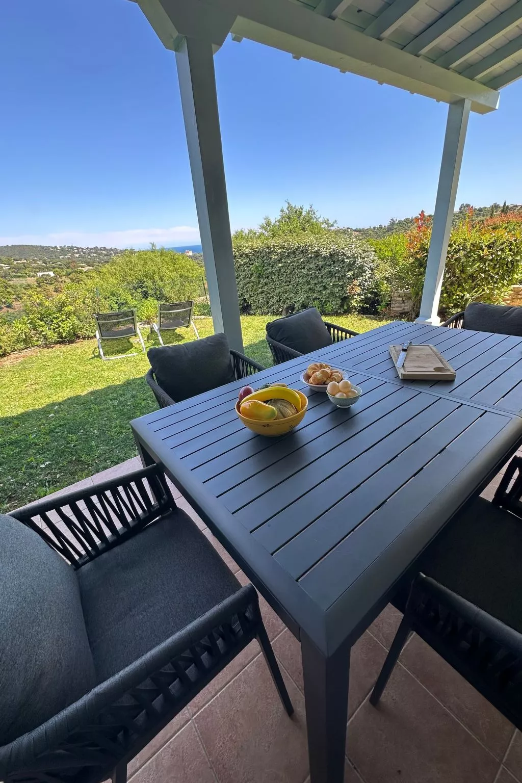 Mit Garten, Grill und Terrasse-Draußen