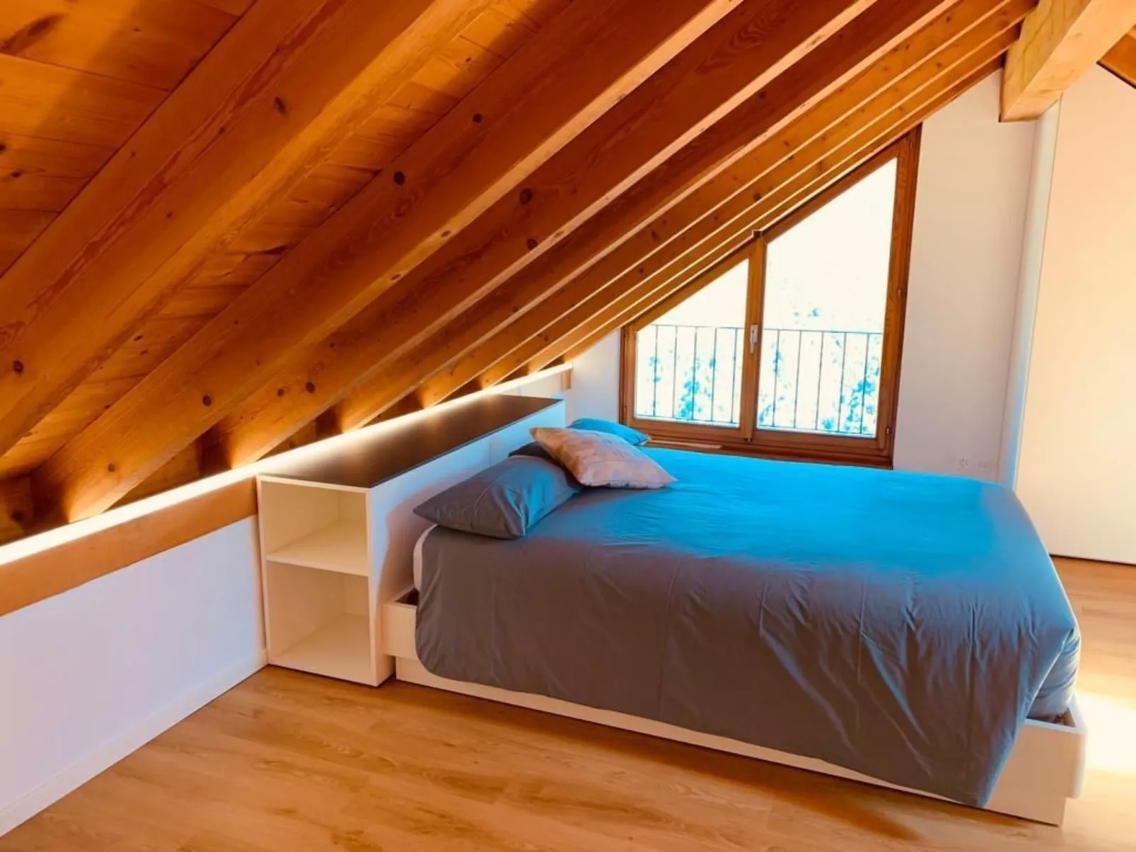 Tausend Steine Haus-Drinnen