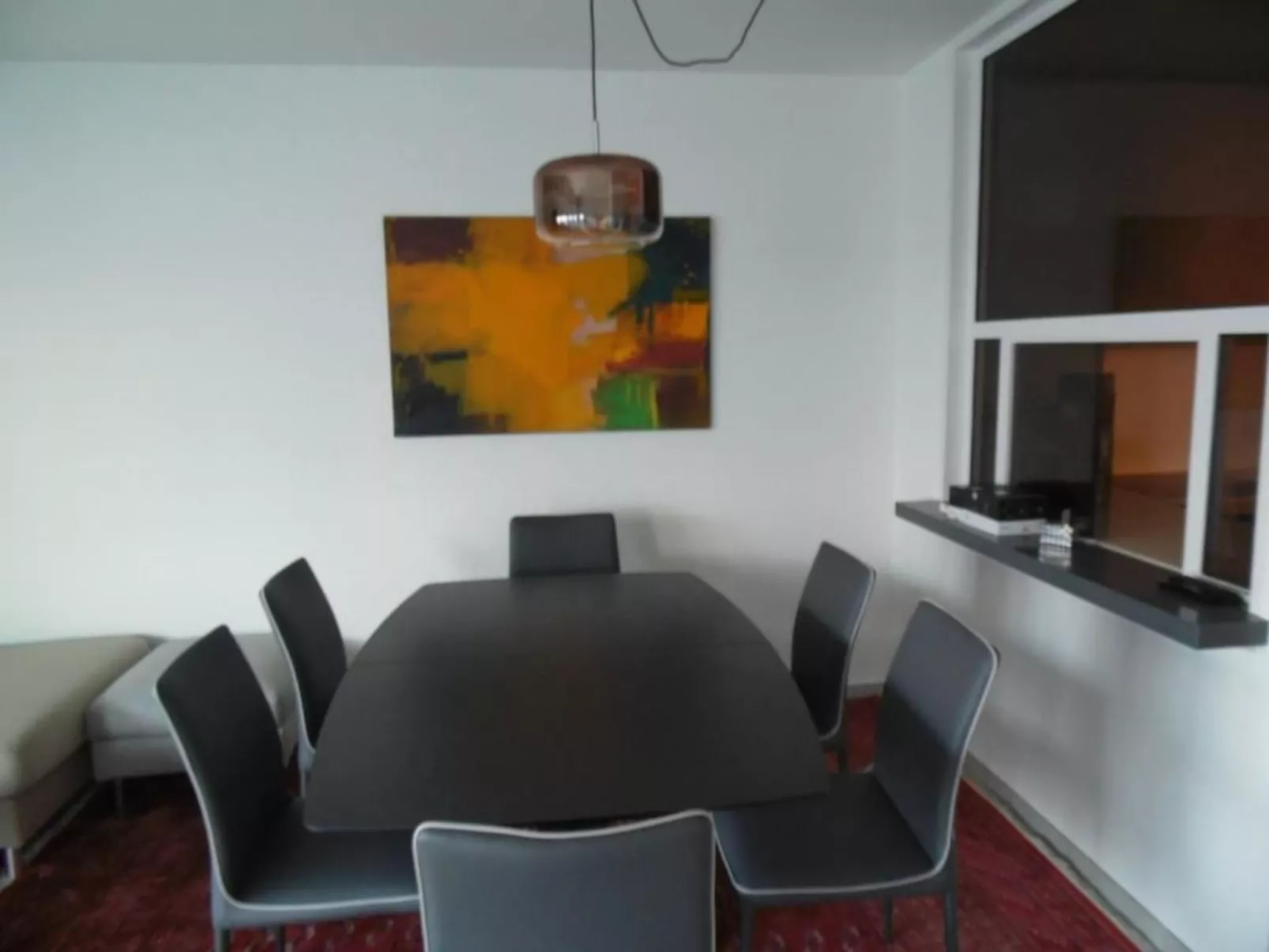 Appartement mit Balkon-Drinnen