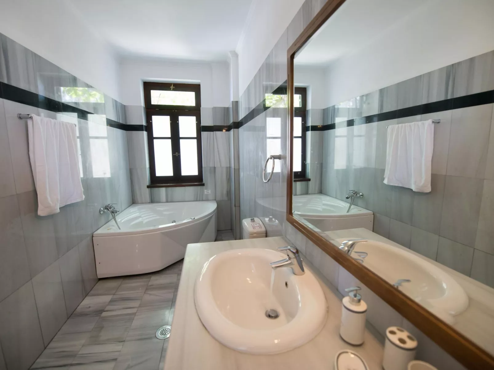 Großes Ferienhaus in Lefkada mit Eigenem Pool-Image-tags.info