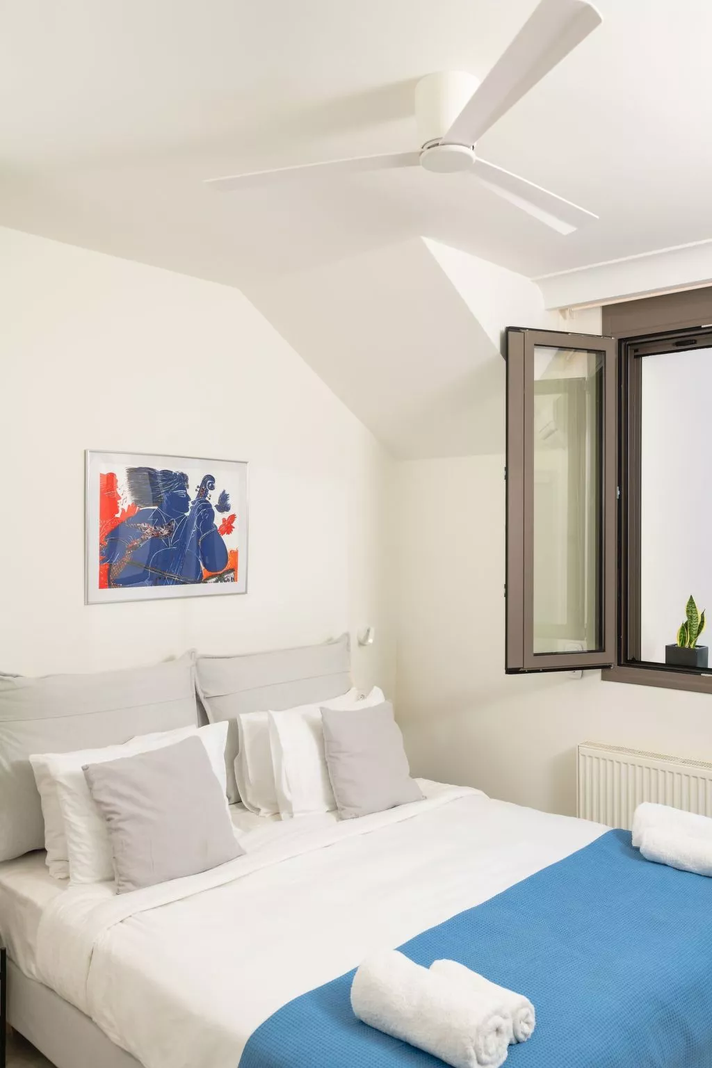 Luxuriöses Anwesen mit Meerblick und beheiztem Infinity-Pool-Dedans