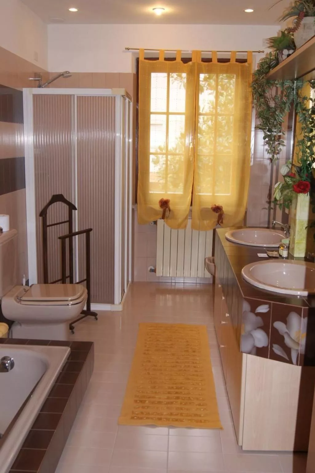 Villa mit privatem überdachbarem Pool-Image-tags.info