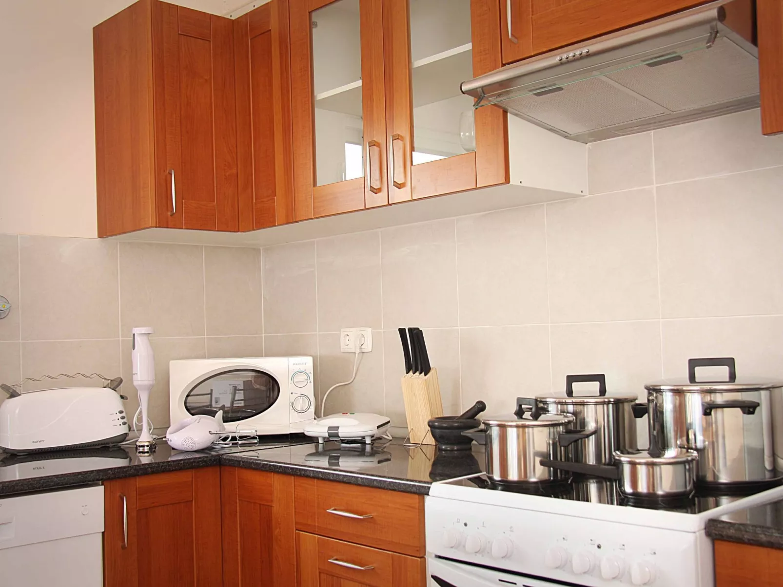 Für 4 Personen ca. 90 m&sup2; in Estreito da Calheta, Madeira (Südküste von Mad-Image-tags.info