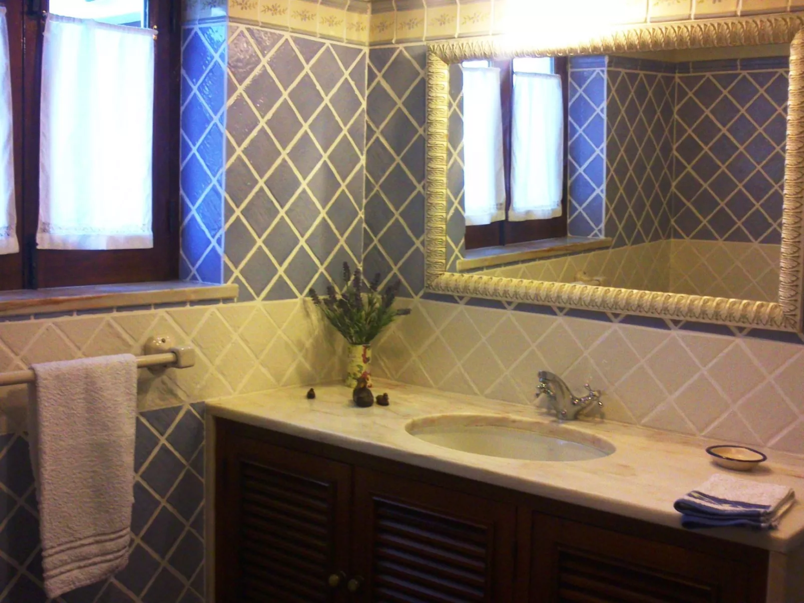 Haus in Colares mit privatem Pool-Image-tags.info