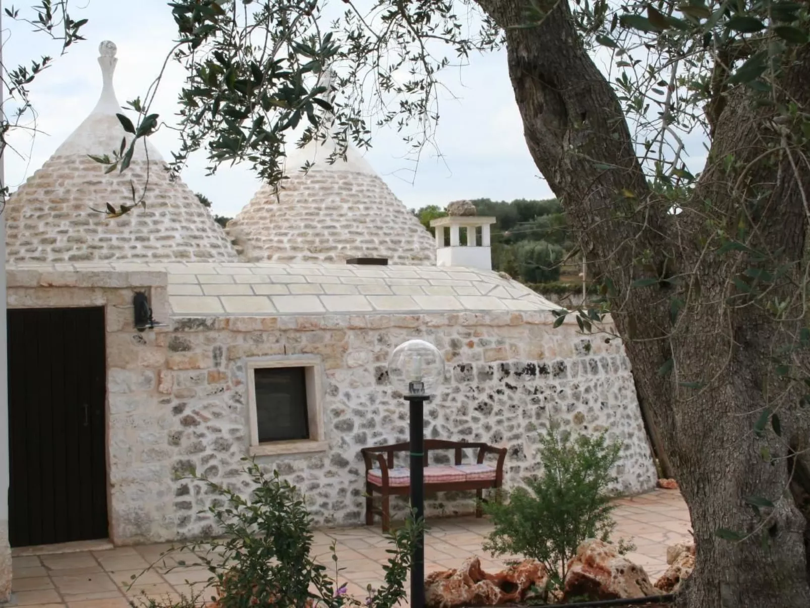 Trullo auf dem Lande in Ostuni mit privatem Pool-Outside