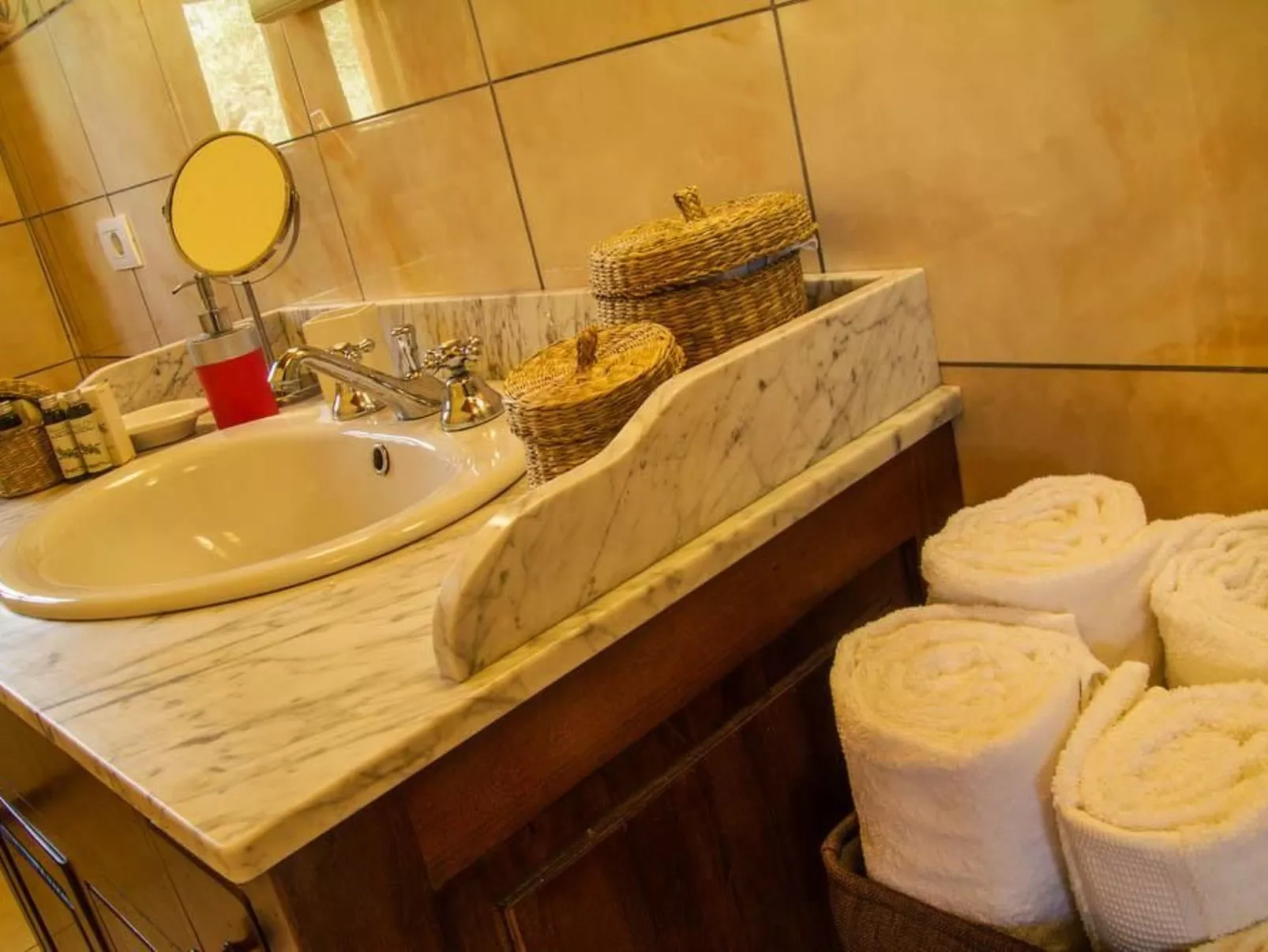 'Villa Orangerie' mit eigenem Pool-Inside