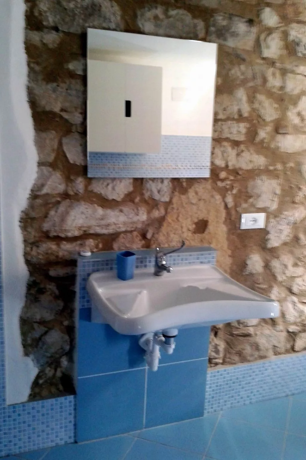 'Dispensa2' mit Pool-Inside