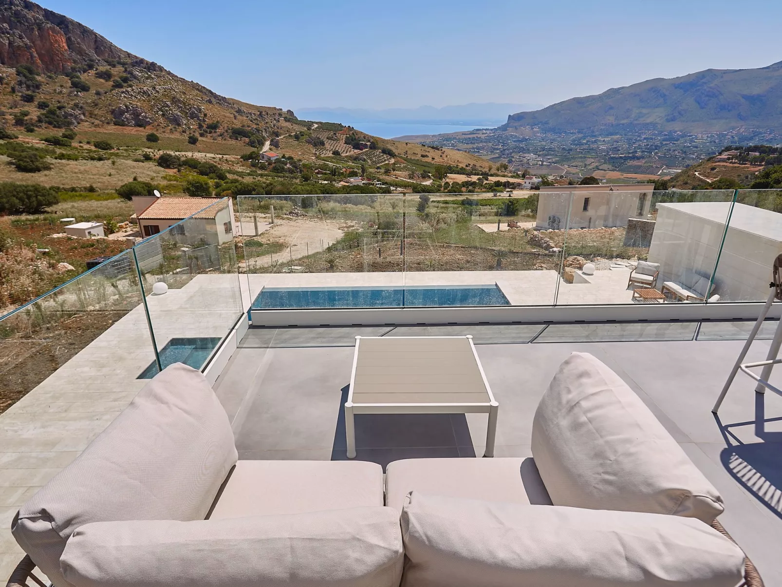 'Villa Muntaja' mit privatem Pool-Inside