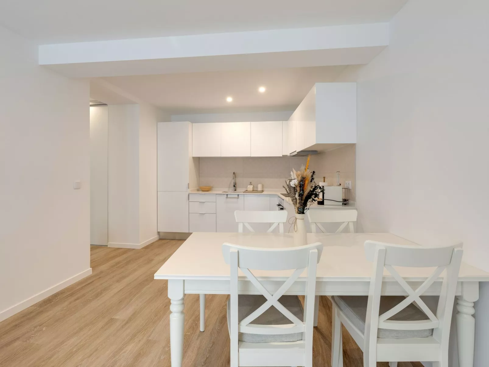 Barmherzigkeit am Meer-Drinnen